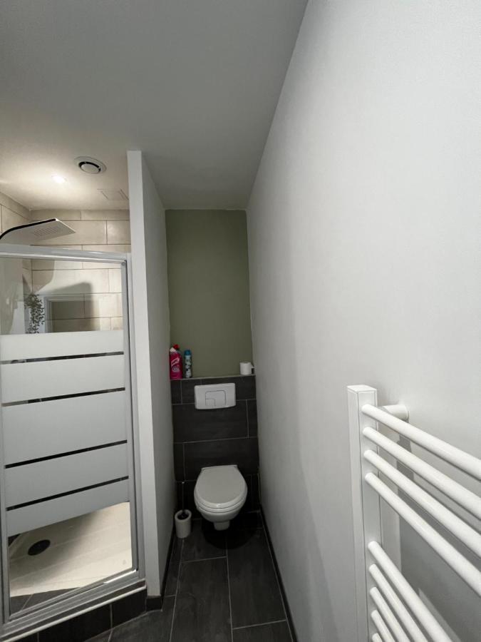 Charmant 2 Pieces Avec Terrasse Proche Centre Ville - Parking Gratuit A Proximite Лурд Екстериор снимка