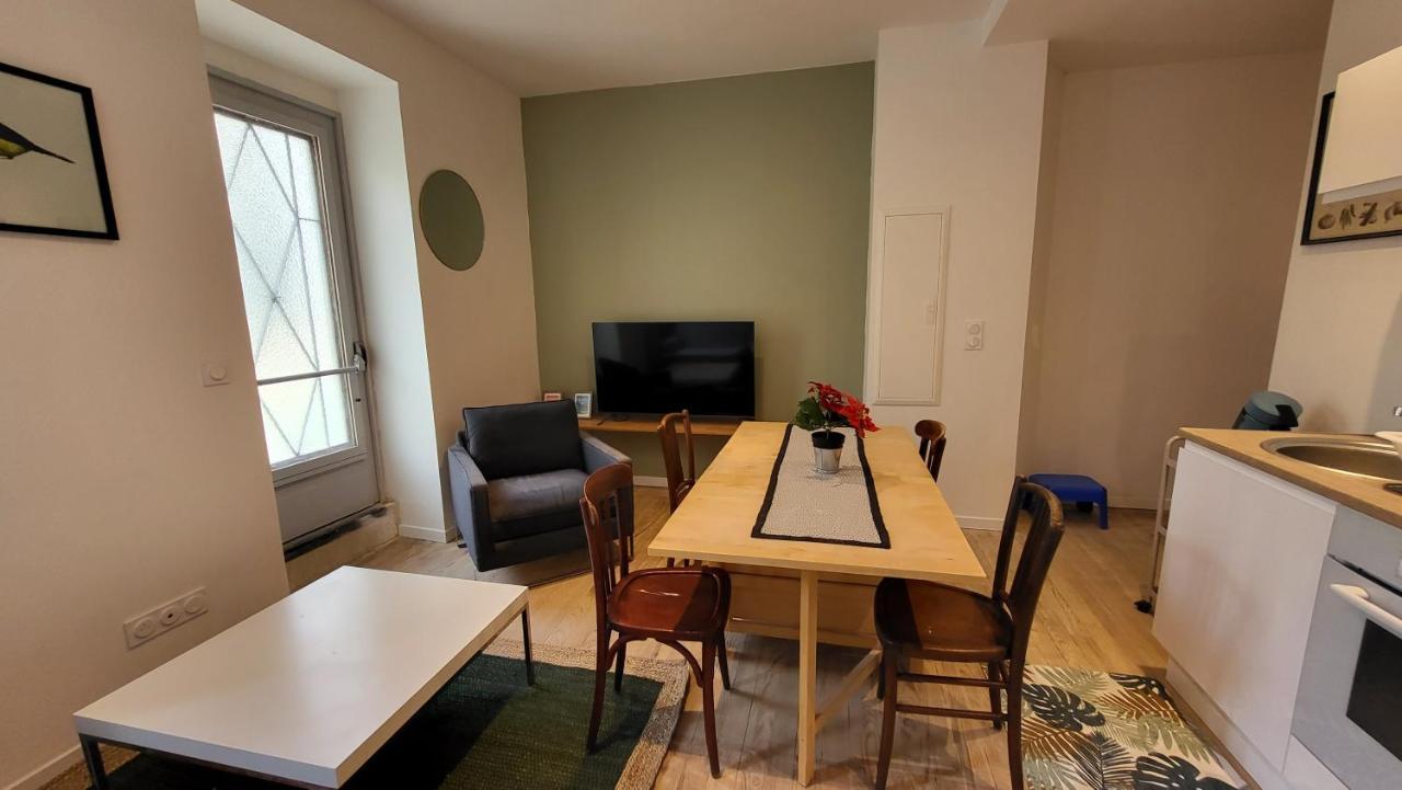 Charmant 2 Pieces Avec Terrasse Proche Centre Ville - Parking Gratuit A Proximite Лурд Екстериор снимка