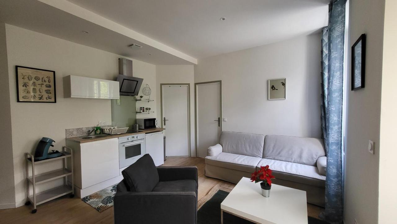 Charmant 2 Pieces Avec Terrasse Proche Centre Ville - Parking Gratuit A Proximite Лурд Екстериор снимка