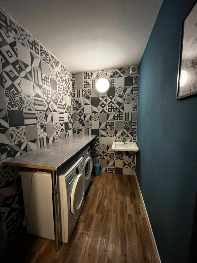 Charmant 2 Pieces Avec Terrasse Proche Centre Ville - Parking Gratuit A Proximite Лурд Екстериор снимка